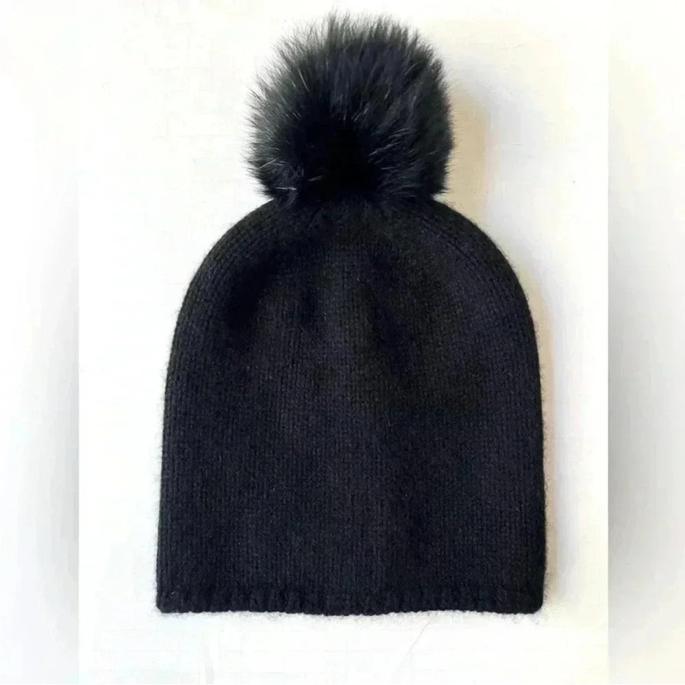 NWOT MaxMara 100% Cashmere Hat